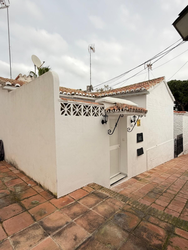 Marbella R5319889 (1)